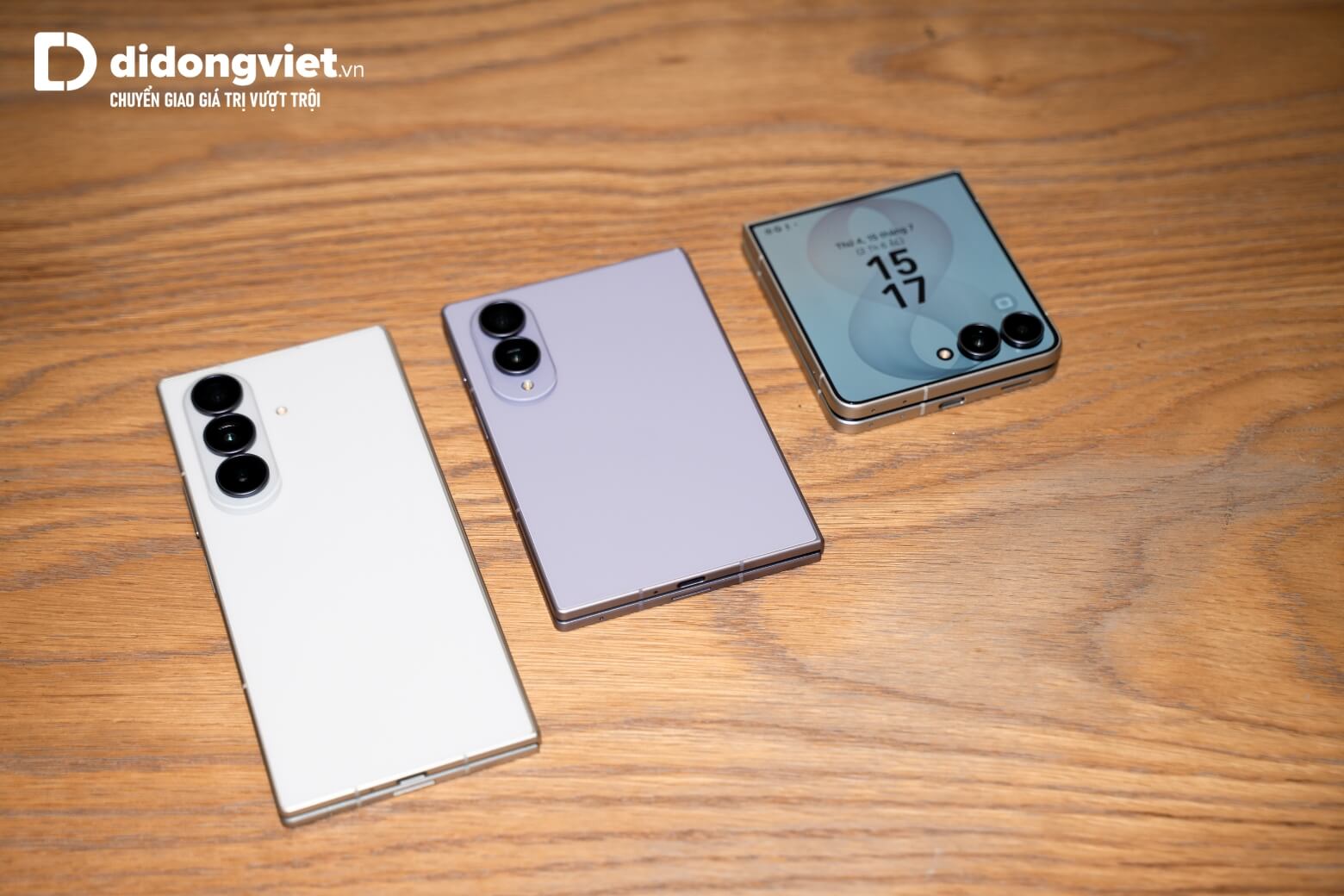 samsung-galaxy-z-series-so-sanh-z-fold-va-z-flip-didongviet.jpg