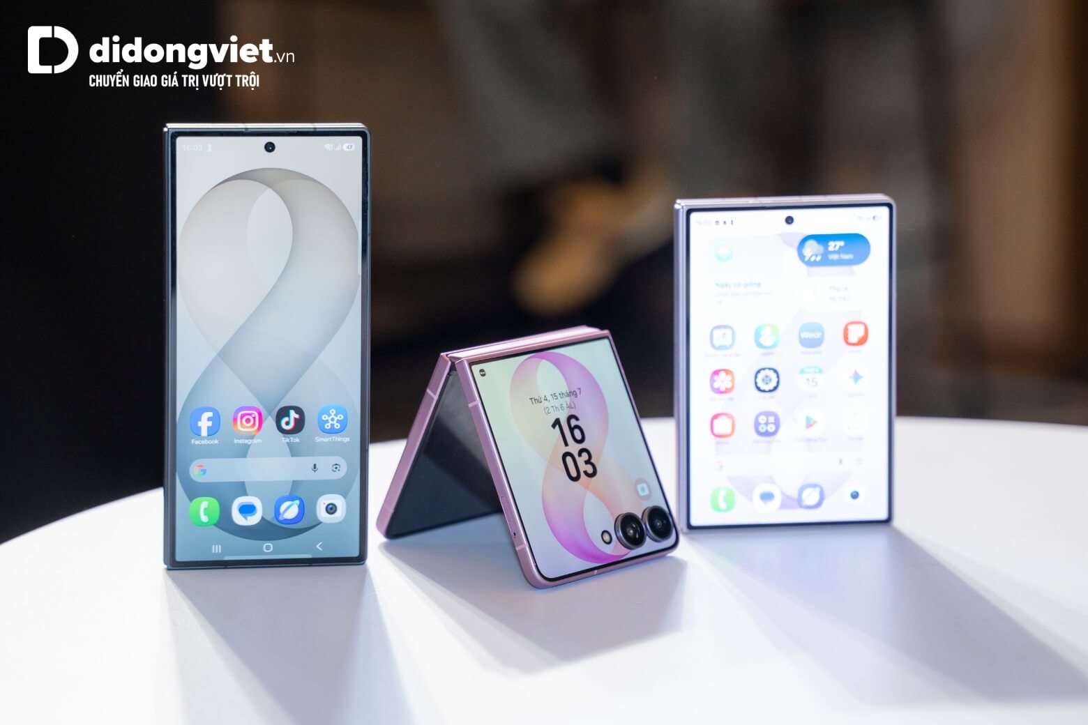 samsung-galaxy-z-series-thiet-ke-gap-mo-linh-hoat-didongviet.jpg