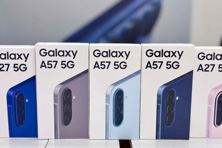 ai-nen-mua-samsung-a