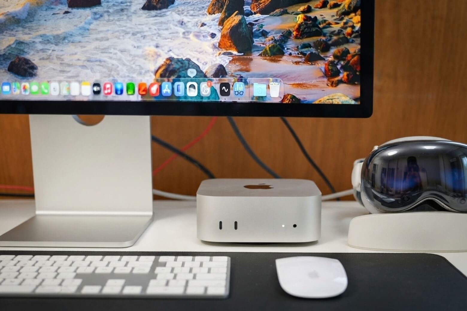 mac-mini-m6-series-thuc-te-ve-bo-nho-han-chet-didongviet.jpg