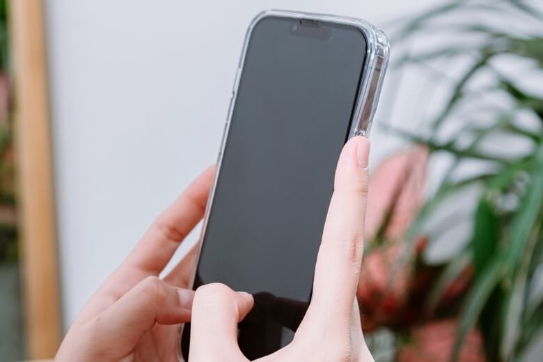 Sở hữu độ trong suốt gần như tuyệt đối và cấu trúc hoàn thiện chất lượng
