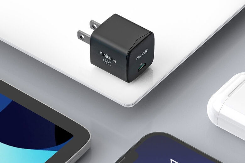 Củ sạc nhanh siêu nhỏ 20W Innostyle Ultra Minicube (IMC20PD) cũ màu đen - Sạc nhanh gấp 3 lần so với sạc bằng củ sạc thông thường