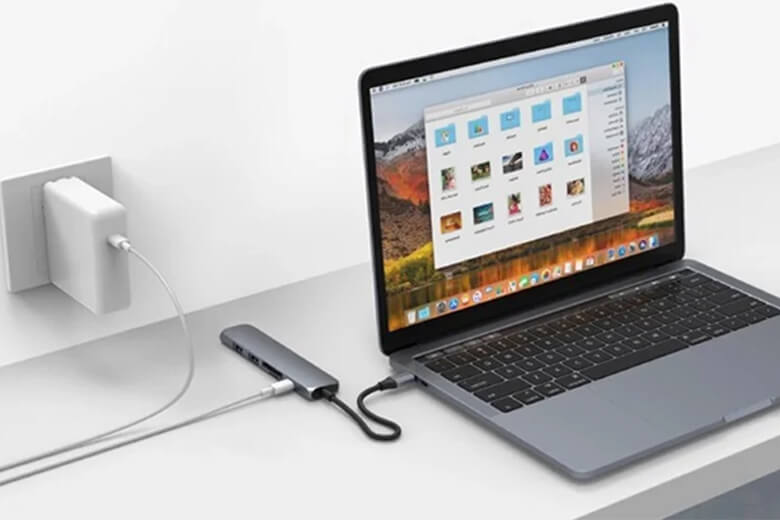 Cổng chuyển được hỗ trợ cổng HDMI với khả năng xuất hình ảnh lên đến độ phân giải 4K