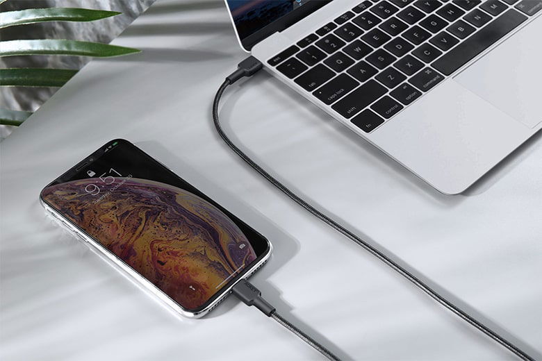 Tại sao nên mua bộ Combo cáp sạc Aukey 30W Lightning?