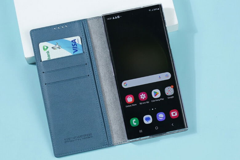 Chia nhiều ngăn đựng thẻ tiện lợi