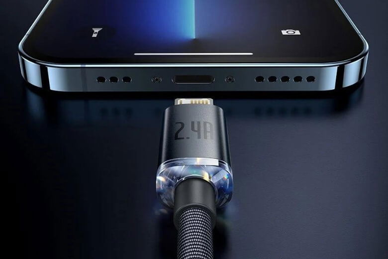 Cáp Baseus Crystal Shine USB-A to Lightning 2M - Thiết kế với độ bền bỉ, độ tin cậy cao, đáp ứng tốt các nhu cầu 