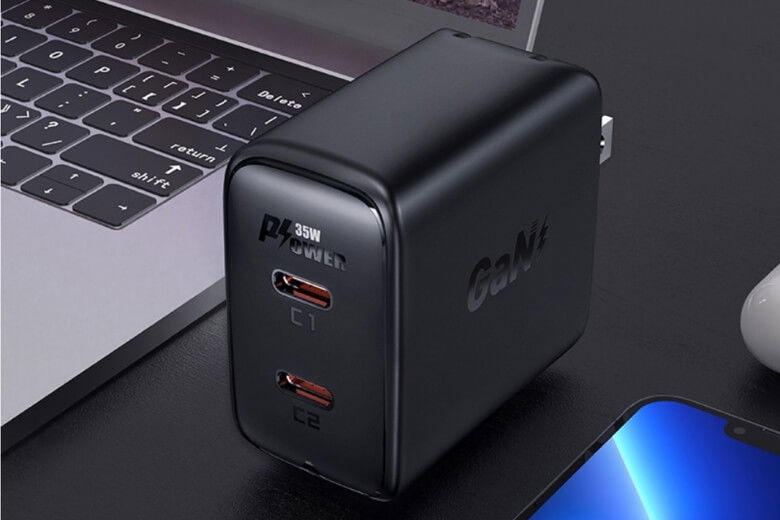 Củ sạc ACEFAST 2 cổng PD35W GaN (USB-C+USB-C) A51 - Chế tác giảm thiểu kích thước và tăng hiệu quả sử dụng.