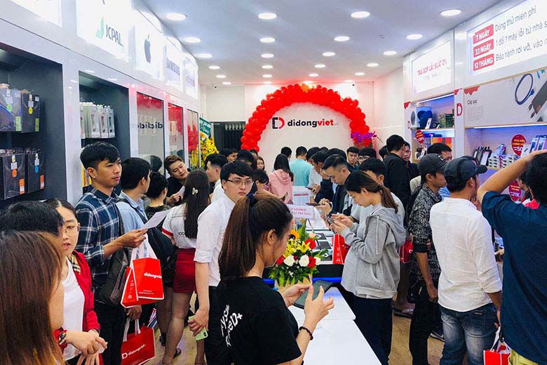 Mua Apple Watch Series 9 41mm (GPS) Viền nhôm - Dây cao su size M/L giá rẻ nhất trả góp 0% tại Di Động Việt