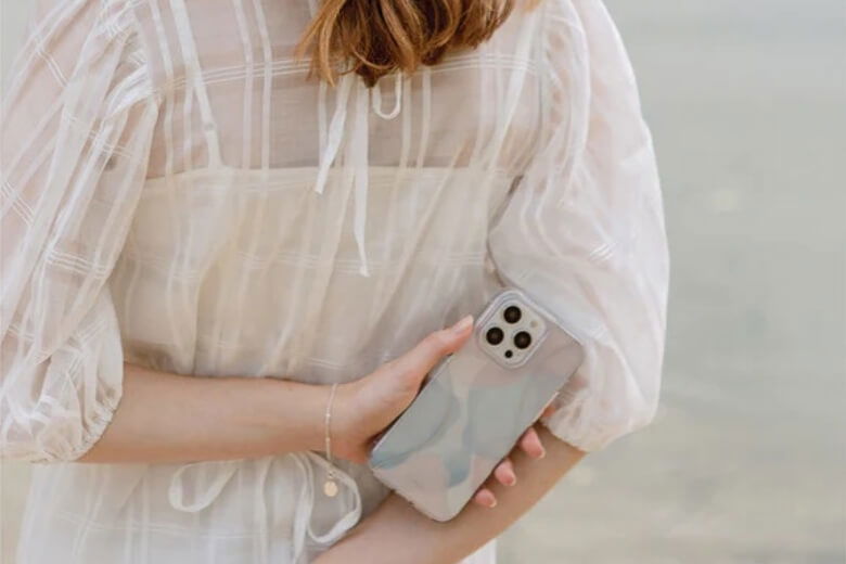 Kháng lại vết bẩn của bụi mịn và dấu vân tay hằn lên