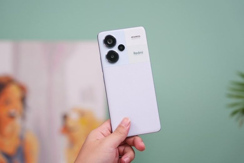 Xiaomi Redmi Note 13 Pro Plus - Thiết kế