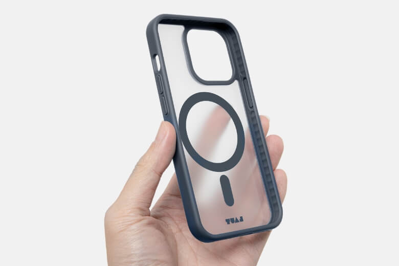 Ốp lưng iPhone 15 Pro Max Laut Huex Protect - Giúp bảo vệ iPhone trong mọi tình huống khó khăn, từ va chạm cho đến các tác động bên ngoài