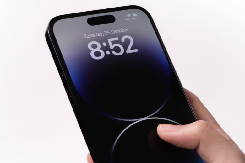 Dán cường lực iPhone 15 Pro Zeelot Chống nhìn trộm - Độ bền vượt trội gấp 5 lần, bảo vệ quyền riêng tư tuyệt đối