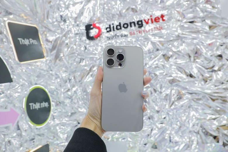 Điện thoại iPhone 15 Pro Max