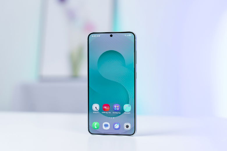 Điện thoại Samsung Galaxy S25