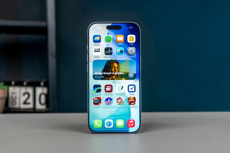 Màn hình Super Retina XDR 6.3 inch sắc nét trên iPhone 17 cũ