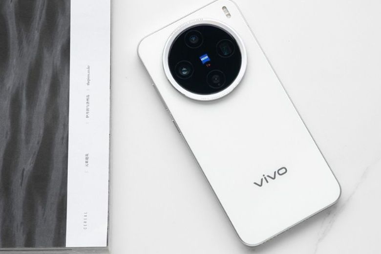 Cận cảnh Vivo X300 Pro