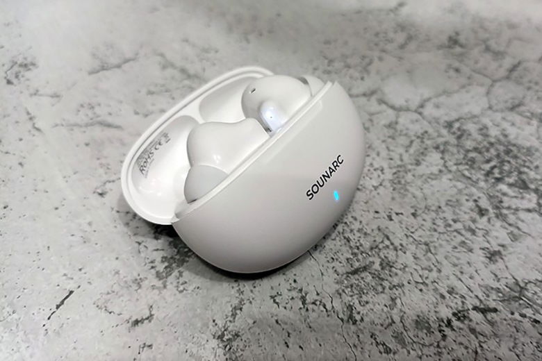 Tai nghe Sounarc thiết kế nhỏ gọn dễ mang theo