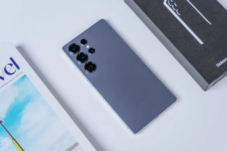 Samsung Galaxy S25 Ultra 5G 256GB cũ hiệu năng mạnh mẽ, xử lý mượt mà mọi tác vụ