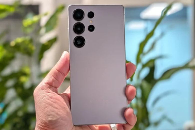 Samsung Galaxy S25 Ultra 5G 256GB cũ thiết kế hiện đại