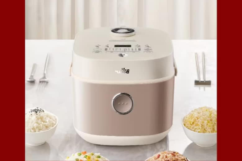 Nồi cơm điện 1L Bear RC-4H30S