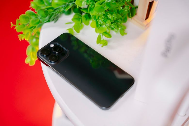 iPhone 15 Pro 512GB cũ (Likenew) camera chất lượng cao, sắc nét