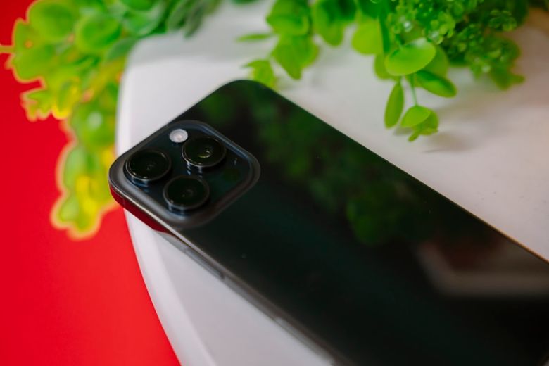 iPhone 15 Pro 512GB cũ (Likenew) dung lượng pin bền bỉ