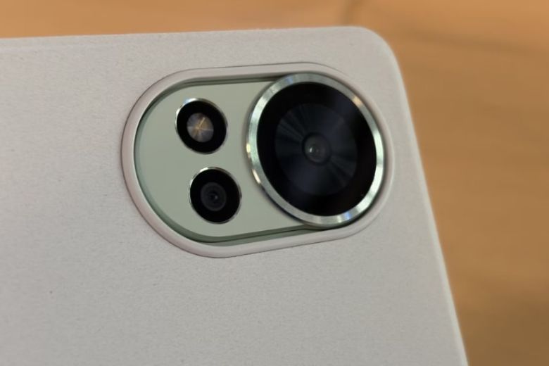 HUAWEI MatePad 12 X camera hỗ trợ quay chụp tốt