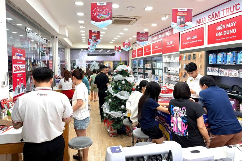 Mua OPPO Reno15 F chính hãng, giá tốt tại Di Động Việt