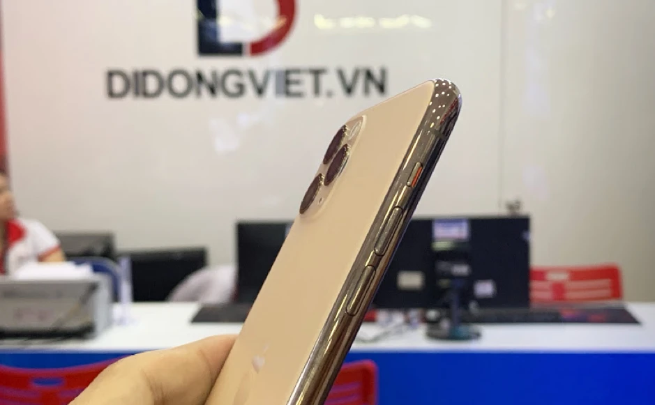 iPhone 11 Pro Max có dung lượng lớn sẵn sàng đáp ứng nhu cầu sử dụng cả ngày