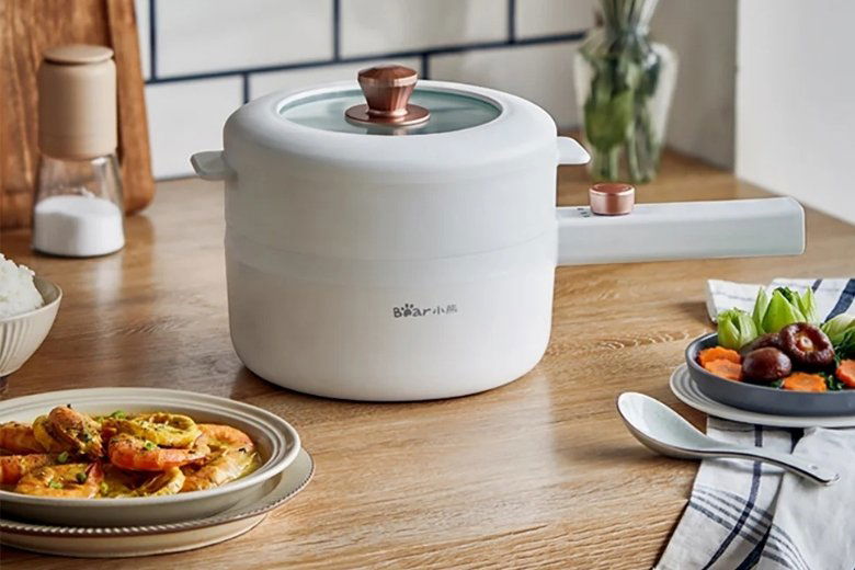 Nồi lẩu điện mini 1.6L đa năng Bear DRG-P16M2 - Một chiếc nồi, cả thế giới món ngon trong tầm tay