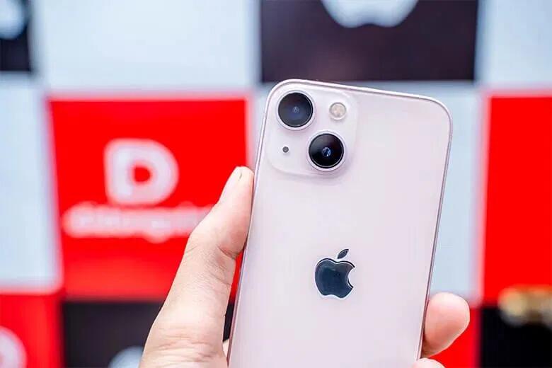 iPhone 13 128GB Likenew sở hữu camera 12MP