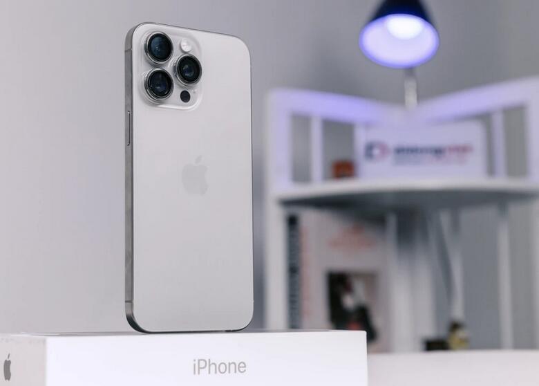 Mua iPhone 13 Pro 512GB Likenew tại Di Động Việt
