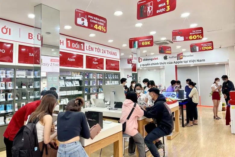 Mua điện thoại iPhone 15 Pro cũ Likenew tại Di Động Việt