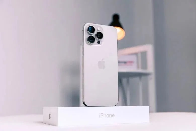 Camera iPhone 15 Pro Max 256GB cũ Likenew