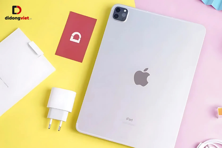 Tại Di Động Việt đang có chương trình ưu đãi cho khách hàng khi mua iPad Pro M4 11 inch 512GB Wifi