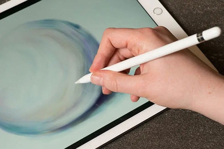 Pin của iPad Air M3 có thể sử dụng liên tục lên đến 10 giờ