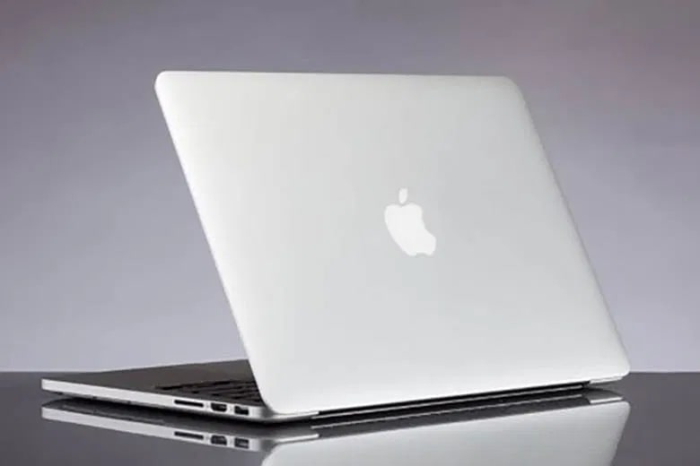 Pin MacBook Pro M2 13 inch
