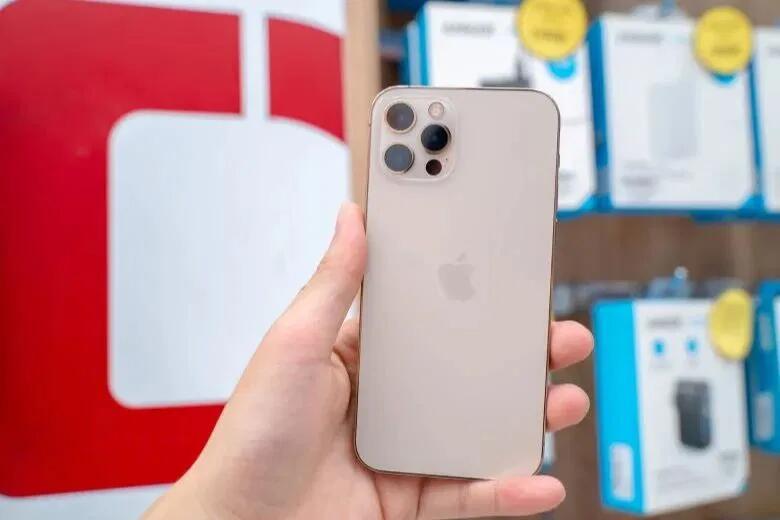 Mặt sau iPhone 12 Pro 128GB Likenew