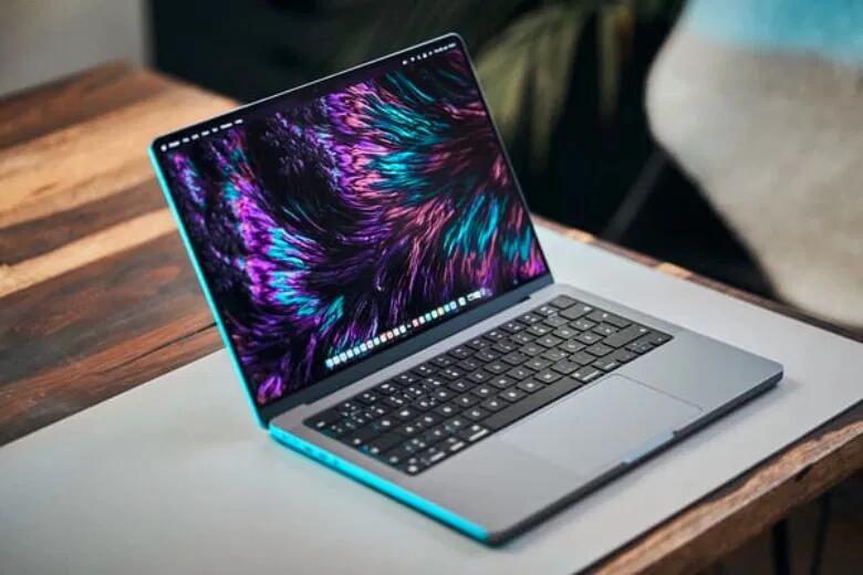 Cận cảnh MacBook Pro 14 inch M2 Pro 2023 16GB/1TB
