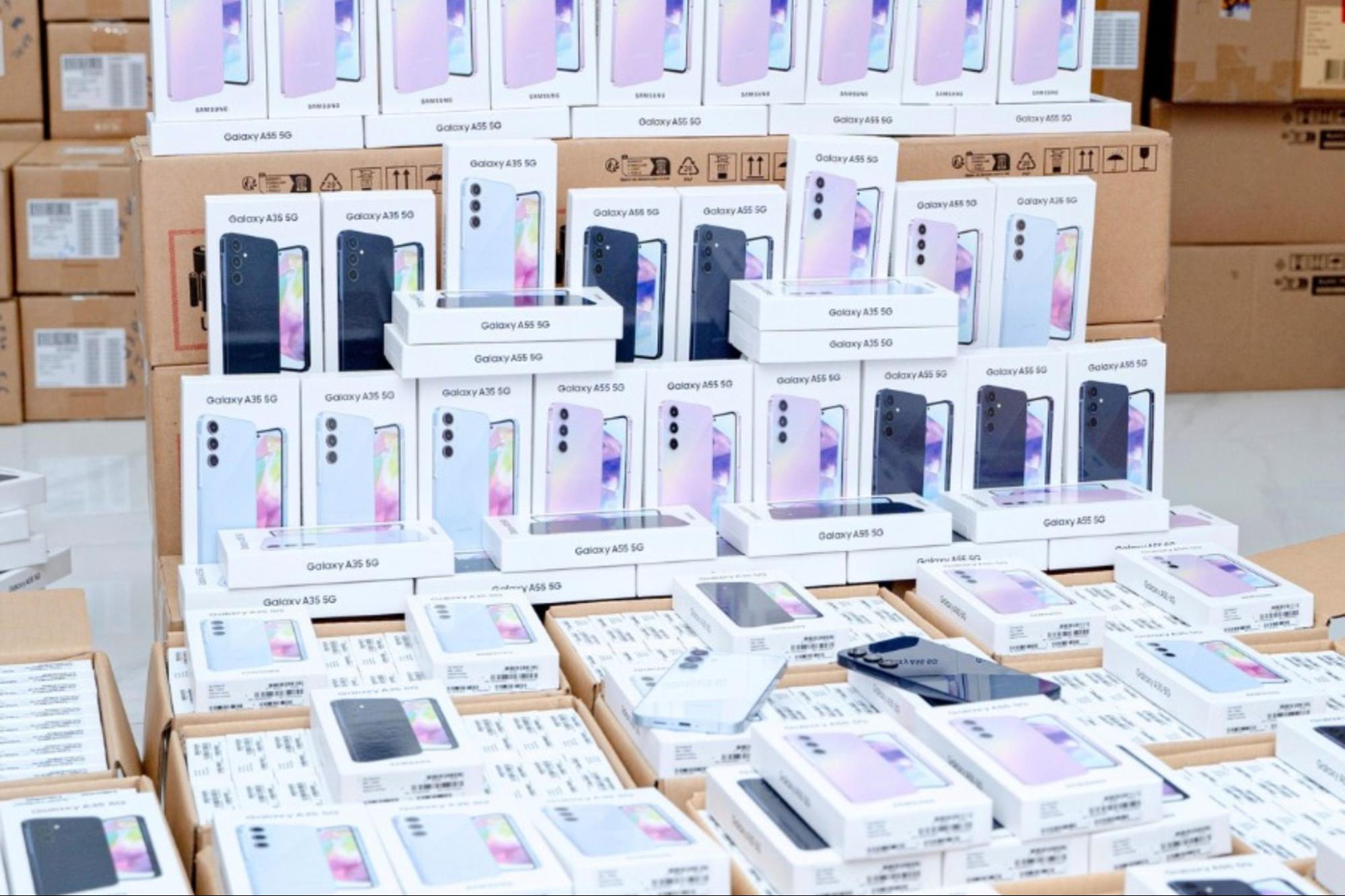 Samsung Galaxy A35 5G Fullbox, Likenew chính hãng