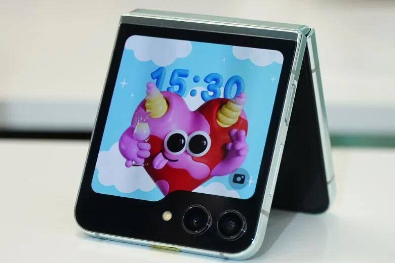 Lưu ý khi mua Samsung Galaxy Z Flip5 5G 512GB Likenew