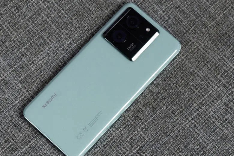 Hệ thống camera Leica 50MP chính và quay video 4K ổn định trên Xiaomi 13T 5G.
