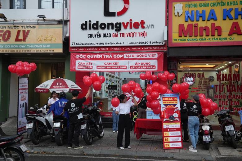 Mua sắm tưng bừng tại Di Động Việt