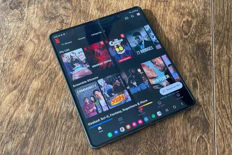 Galaxy Z Fold4 Likenew hiệu năng mạnh mẽ