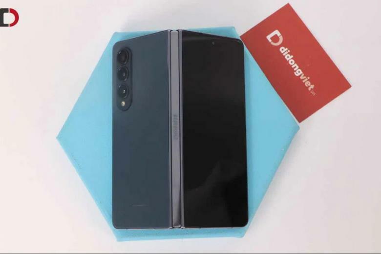 Mặt sau Galaxy Z Fold4 Likenew