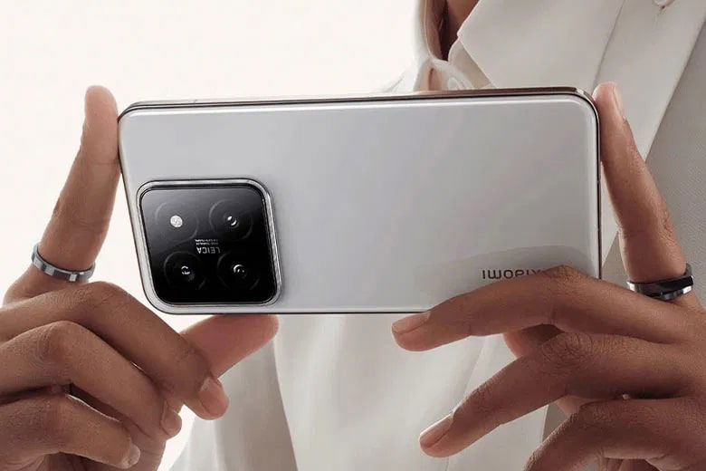 Bộ nhớ 512GB phù hợp nhu cầu lưu trữ thông tin lớn, các tác vụ và ứng dụng nặng