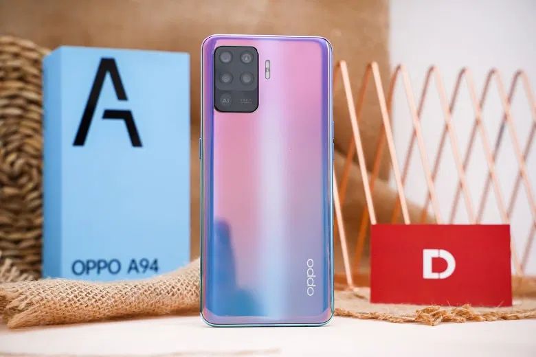 Màn hình AMOLED của OPPO A94 4G 8GB/128GB