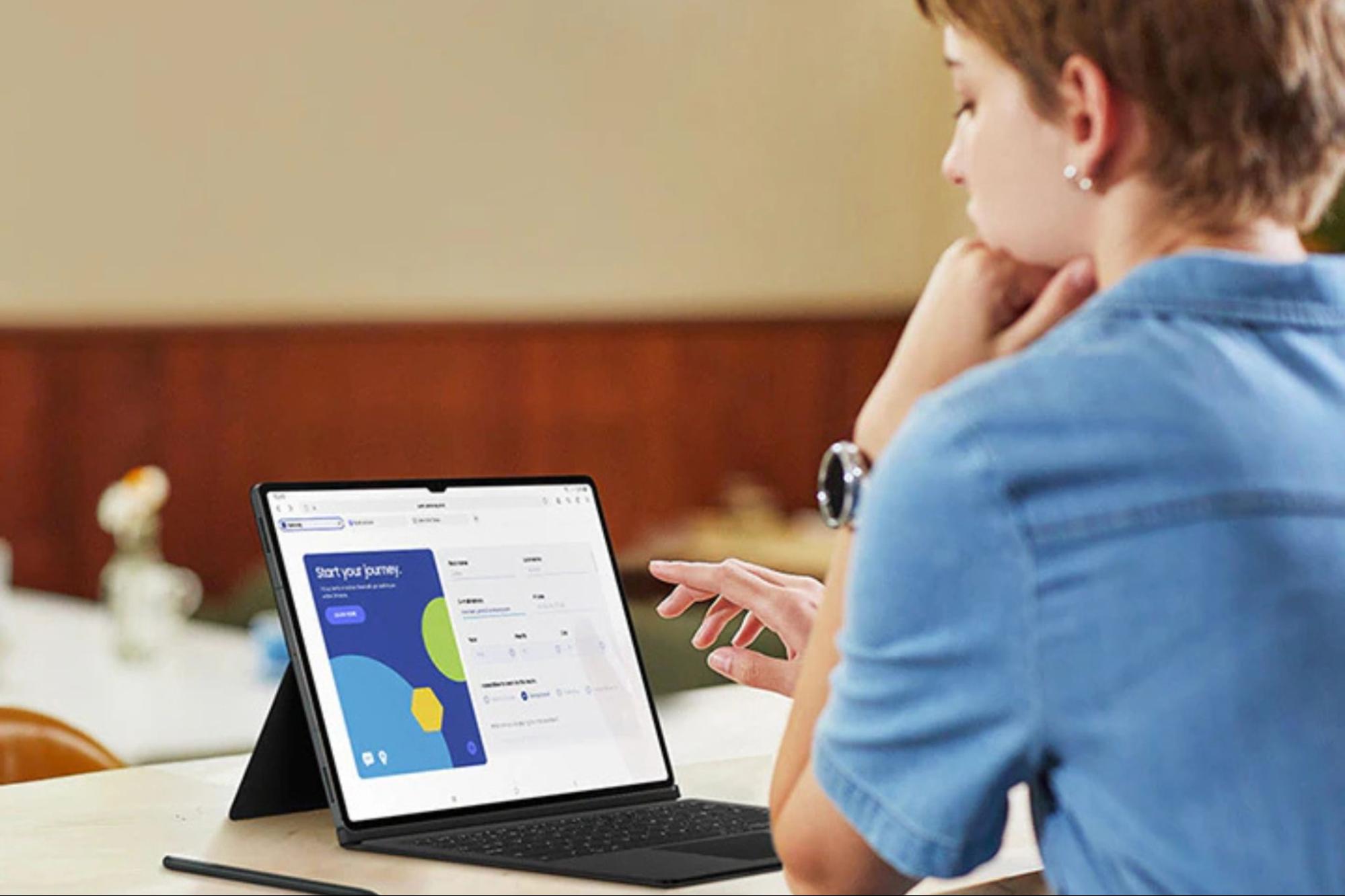 Màn hình 12.4-inch của Samsung Galaxy Tab S9 Plus