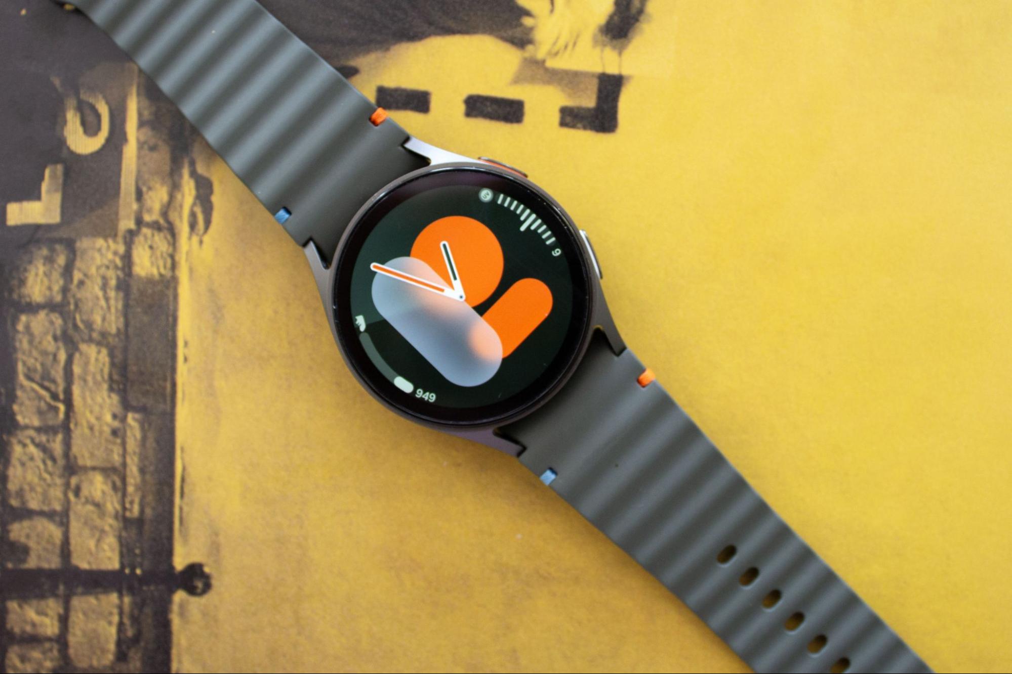 Galaxy Watch7 L315 LTE 44mm hệ thống cảm biến tiên tiến cho việc theo dõi sức khỏe