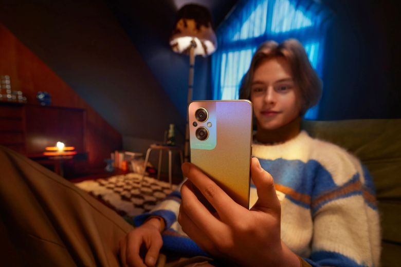 Tính năng Omoji sáng tạo OPPO